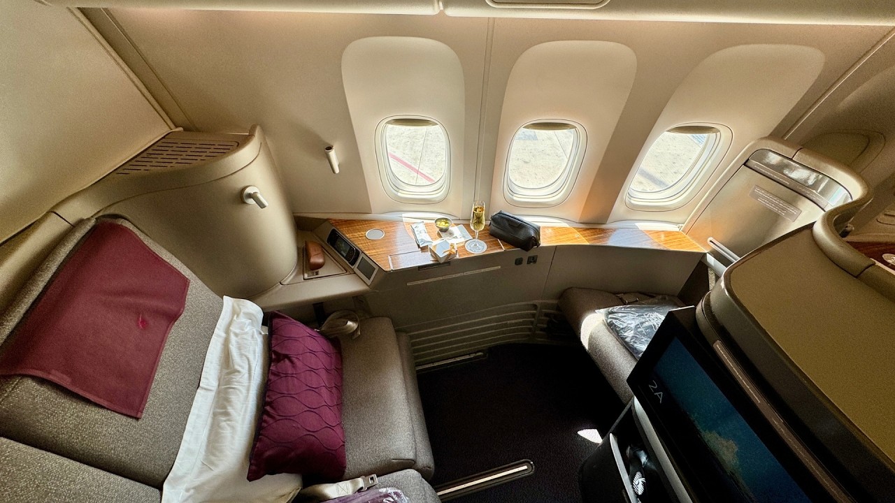 Qatar Airways First Class B777-300ER Flight | Doha🇶🇦 to Hong Kong🇭🇰 | 4K Full Review