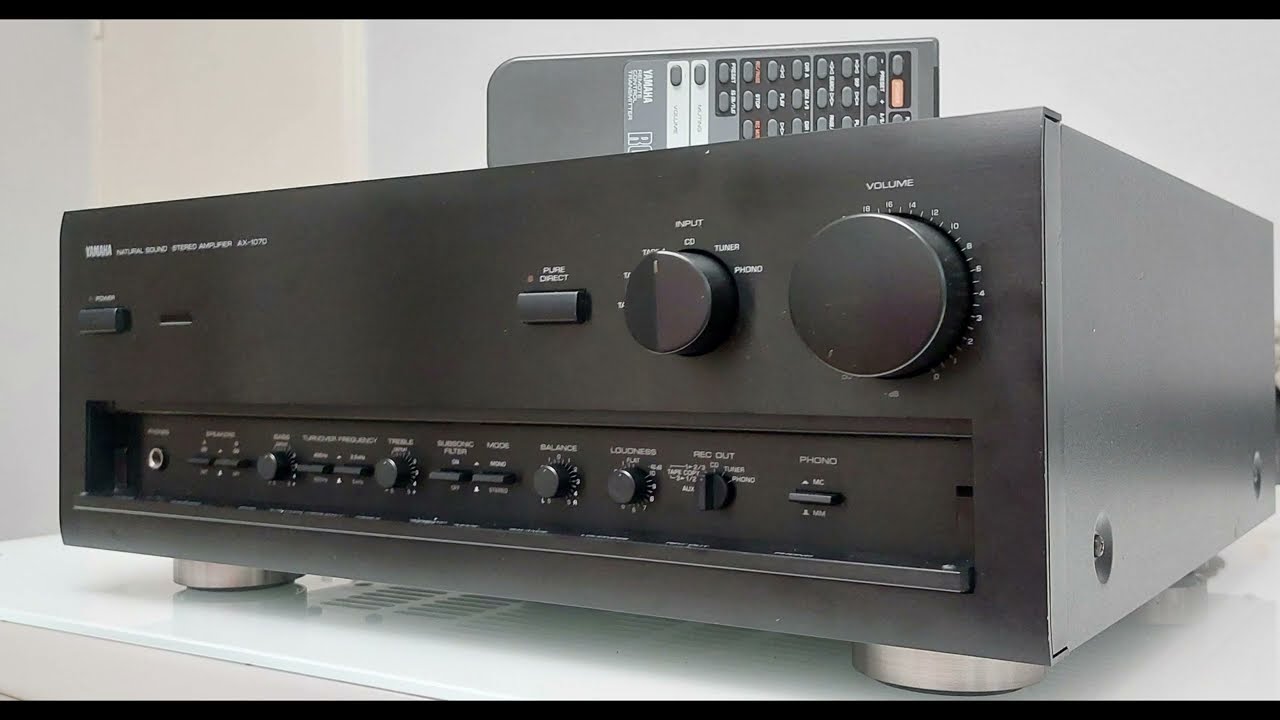 Усилитель стерео Yamaha Natural Sound Stereo Amplifier AX-1070 inside