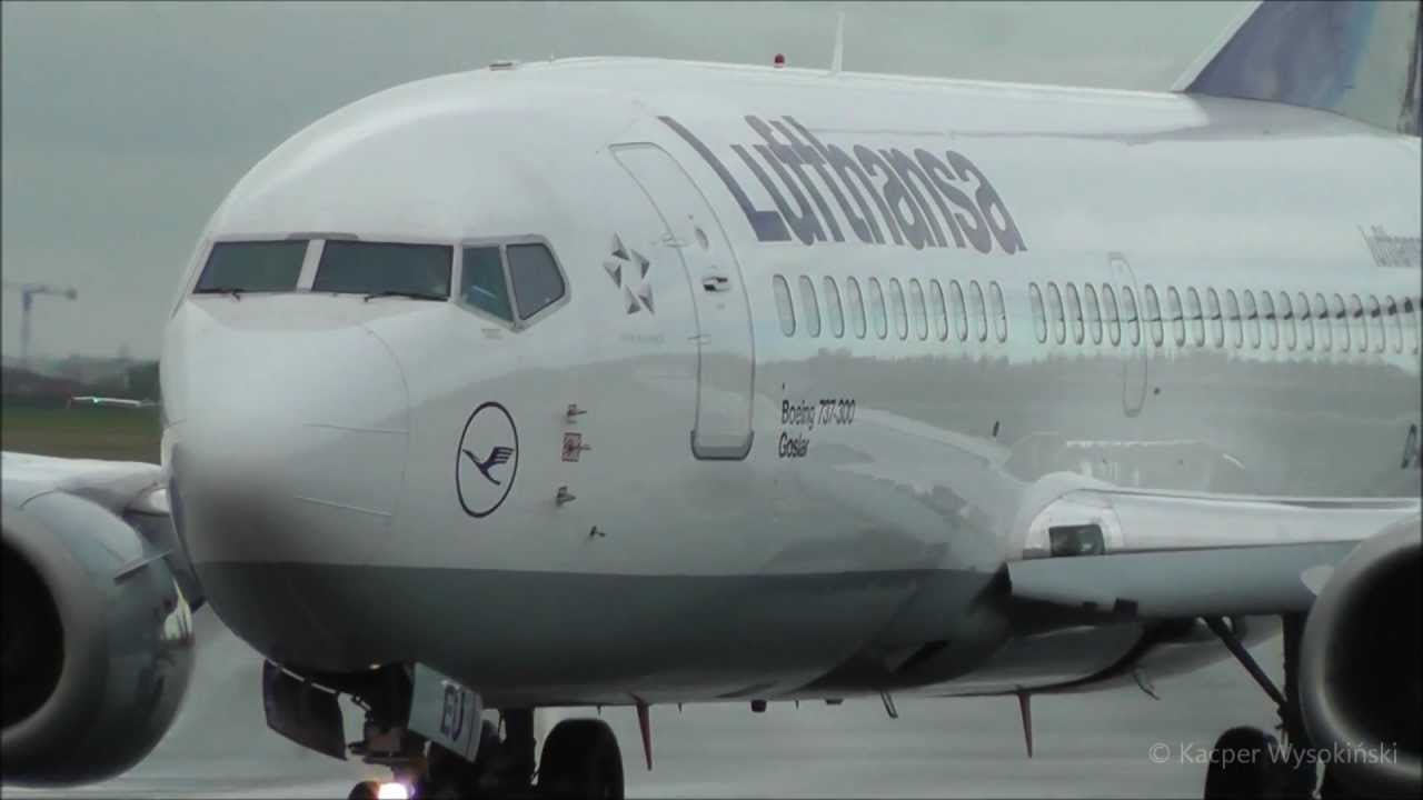 Lufthansa Boeing 737-300 takeoff from Warsaw EPWA