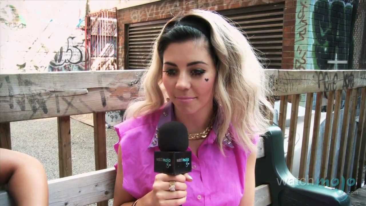 Interview with Marina and the Diamonds: Fashion, Origins, Synesthesia