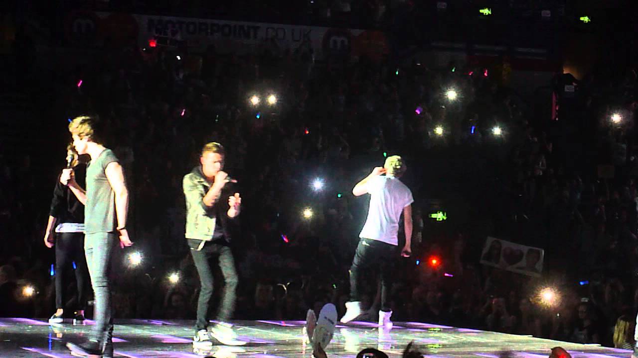 One Direction - One Way Or Another, Sheffield Arena 14/4/13 HD!