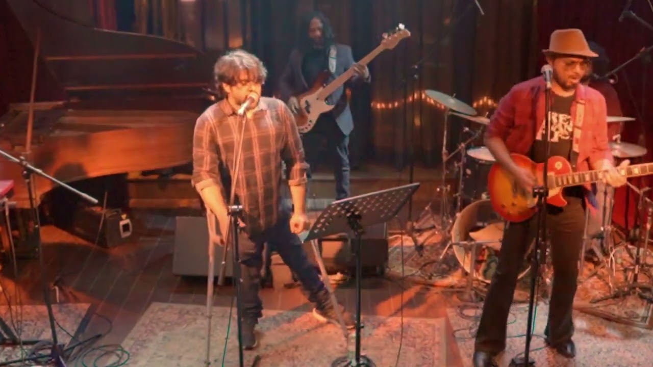 Big Bang Blues - Make Love To You (Live at The Piano Man)