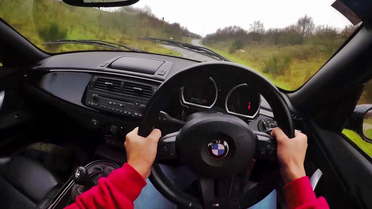 BMW Z4M Roadster POV *SLIPPERY*