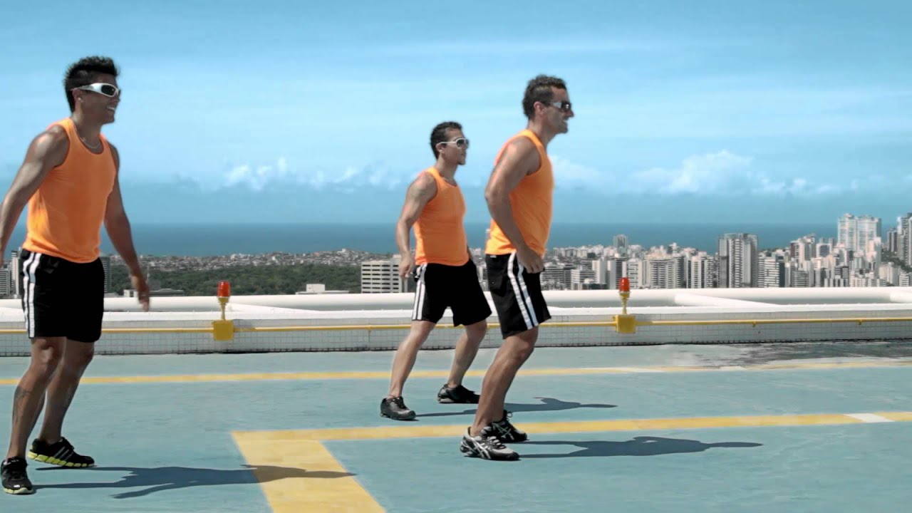 Troupe Dance - 180 180 360 - Kart Love - YouTube Carnaval 2013