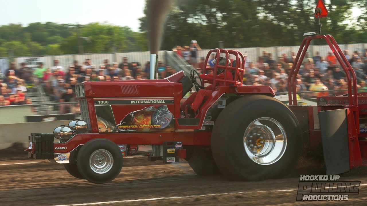 Limited Pro Stock Tractors & Super Stock 4x4s Pulling in River Falls, WI - Tractor Pulling 2024