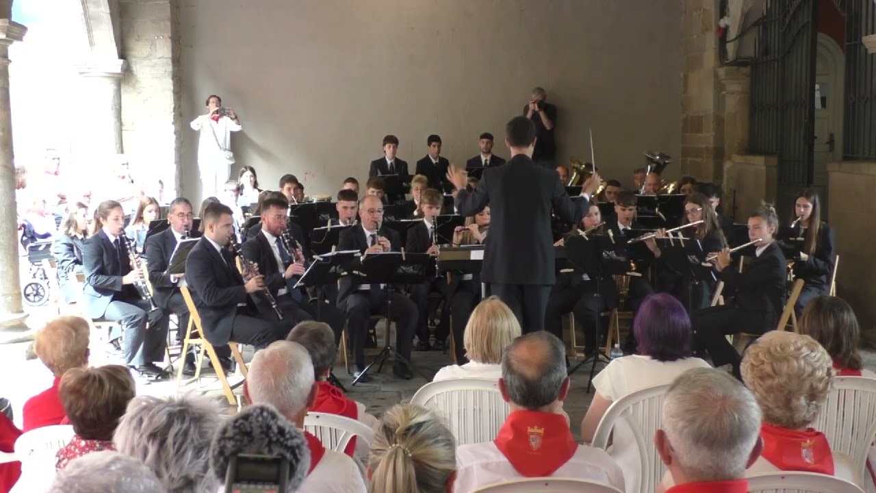 Honrando a Navarra. Pasodoble. Julio Nuez. Banda Municipal de Sangüesa.