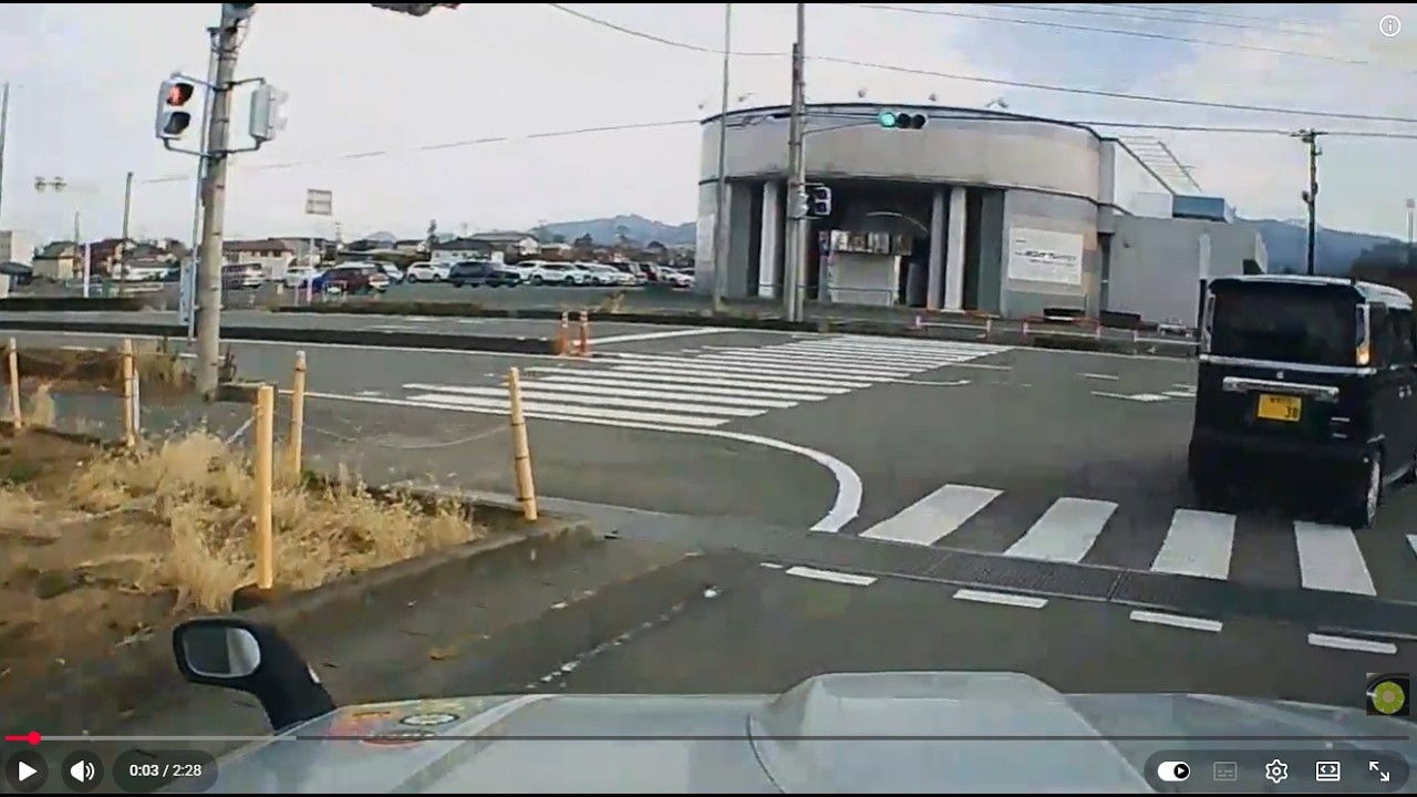 379.スーパー～裏道～バイパス～スーパー前の信号！！笑～。あきらかに早道ではナイ笑。～旧国道～丘上へ～あきらかに寄り道～笑～。群馬帝国の日常劇場。中華激安ドラレコ。たまに米軍ラジオON。群馬の車窓か