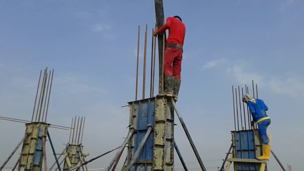 تم وبعون الله صب اعمدة الطابق الثالث ومن الله التوفيق ⚘⚘