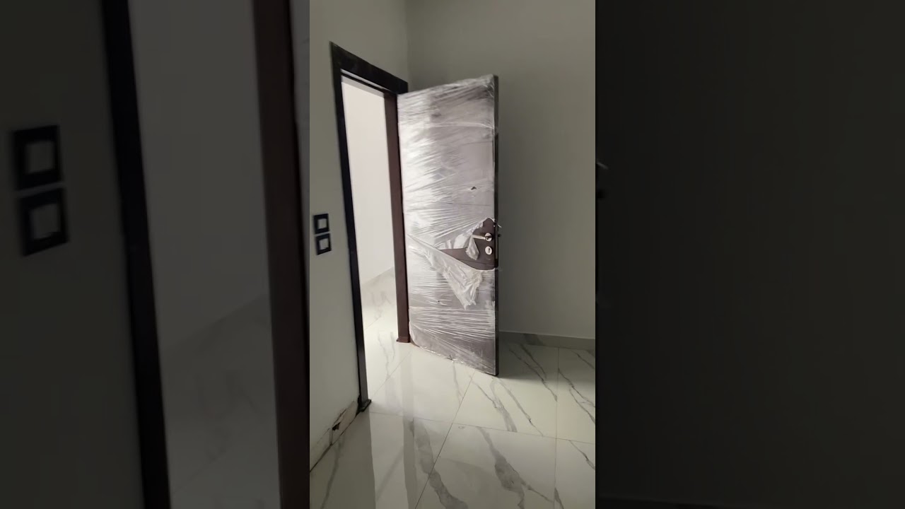 ڤلل للبيع في الاردن - عمان - طريق المطار قريب من جامعة الشرق الاوسط