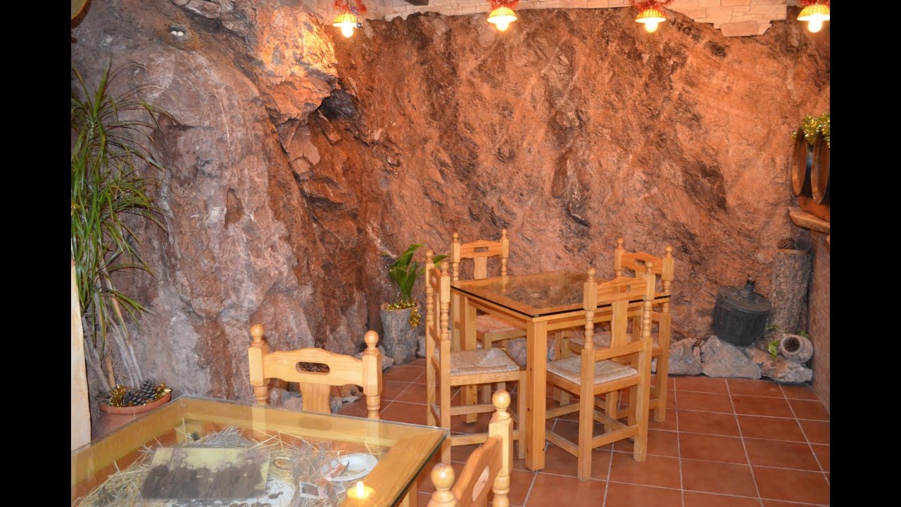 BODEGUITA CUEVA DE LA HIGUERA, UN LUGAR CON ENCANTO EN ALPANDEIRE