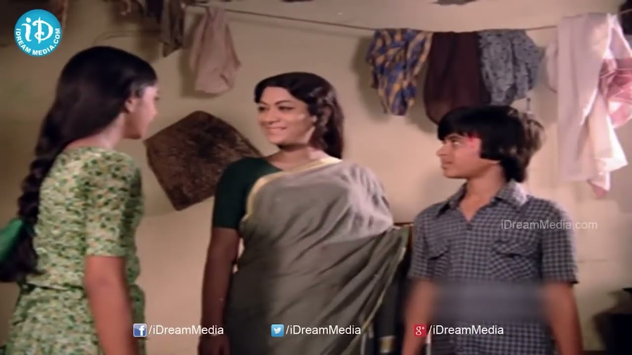 Mahanati Savitri Emotional Scene with Kids | Krishnam Raju, Chiranjeevi, Sujatha @idreamkhammam