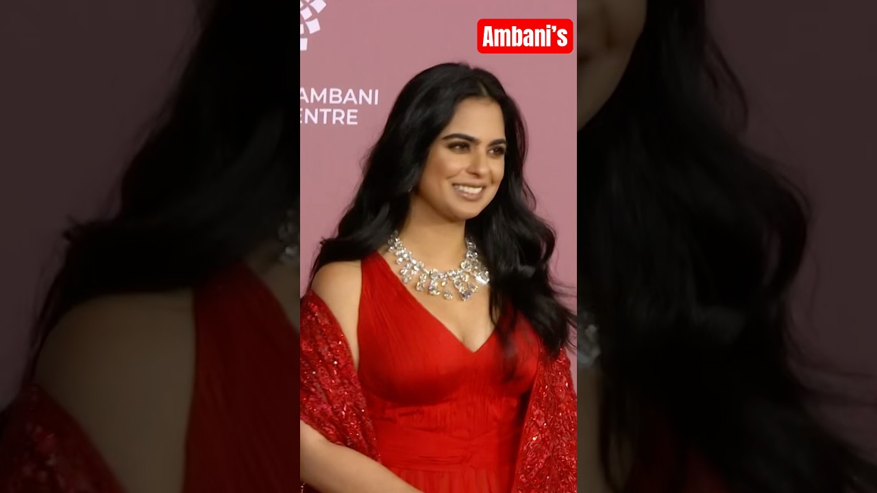Isha Ambani Stuns in Gorgeous Dress at NMACC ✨👗