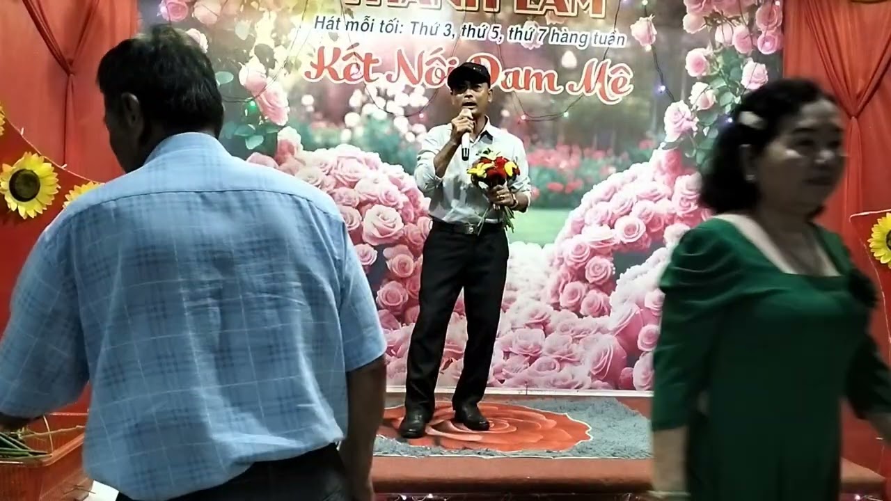 Anh còn chờ đợi ai, trình bày, Bảo xuyên