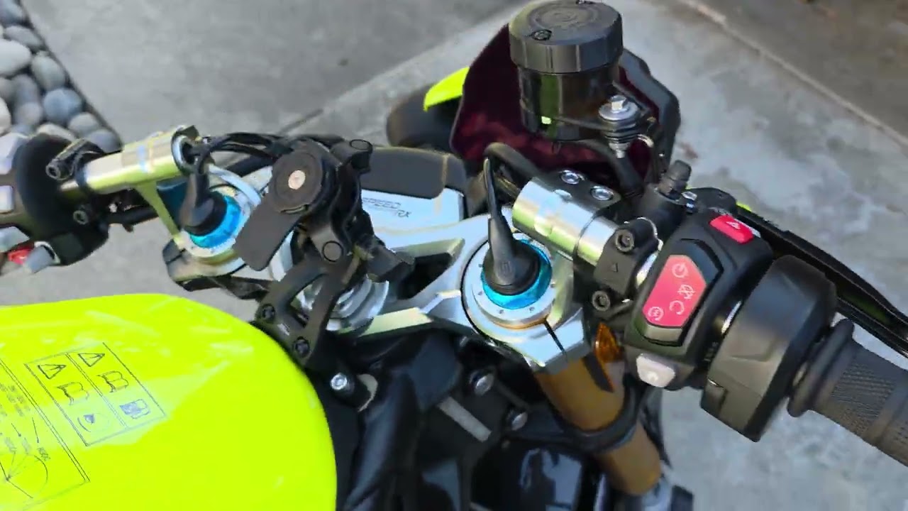 Модификации моего мотоцикла Speed ​​Triple 1200 RX 2026 года выпуска.