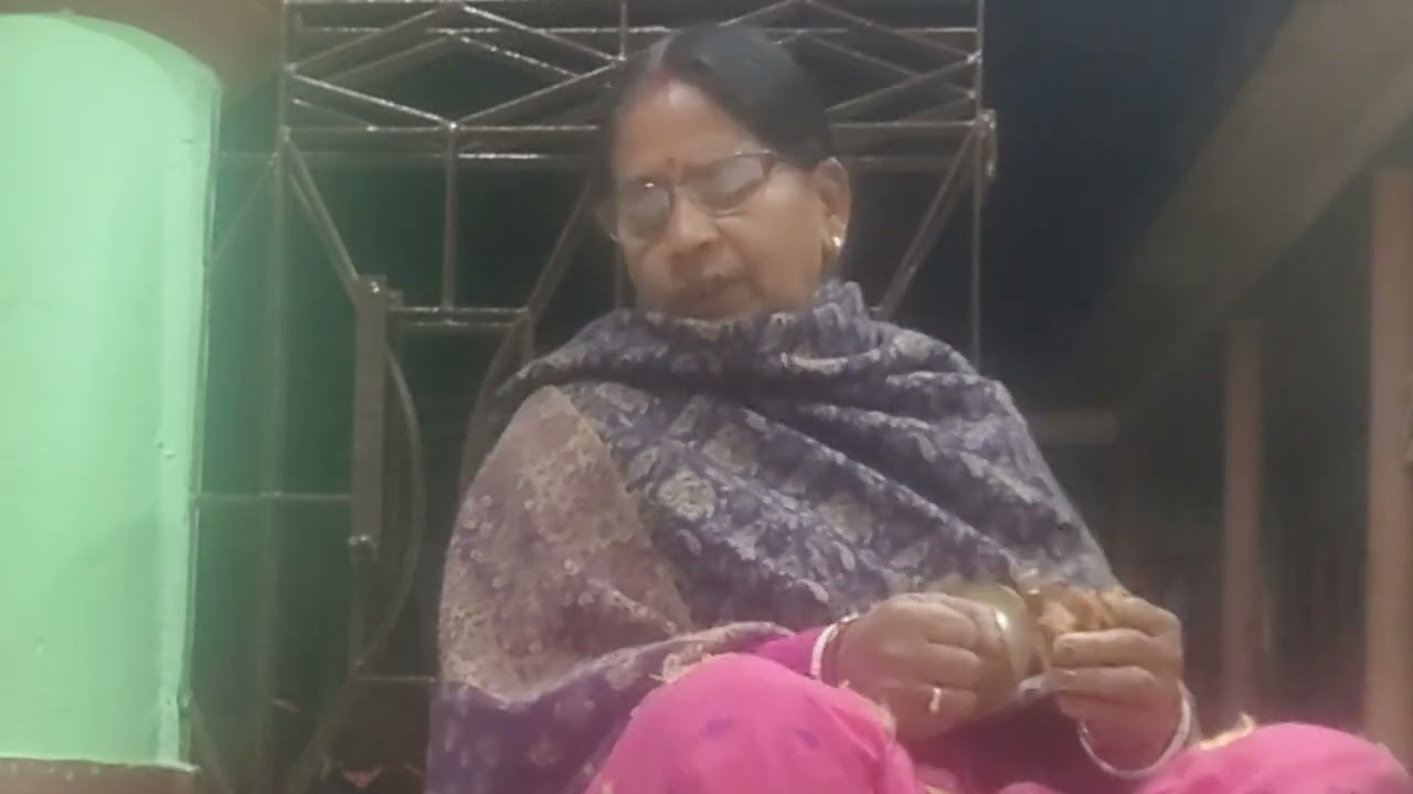 আজও বৃন্দাবনের সখীগন আরতির করল র্আয়োজন #যুগল_আরতি #রাধা_কৃষ্ণ শিল্পী--সন্ধ্যা দেবনাথ