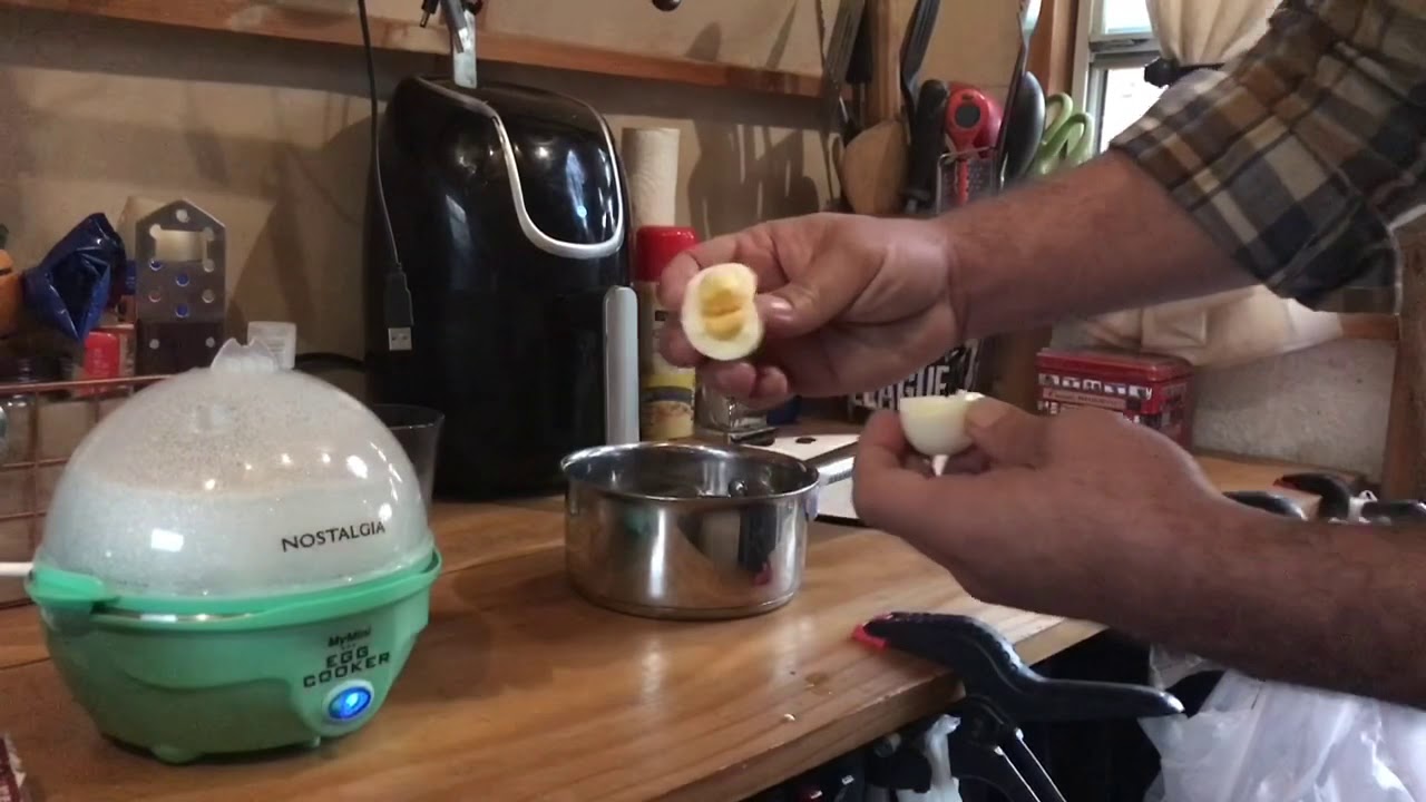 Nostalgia Egg Cooker - demo & unboxing