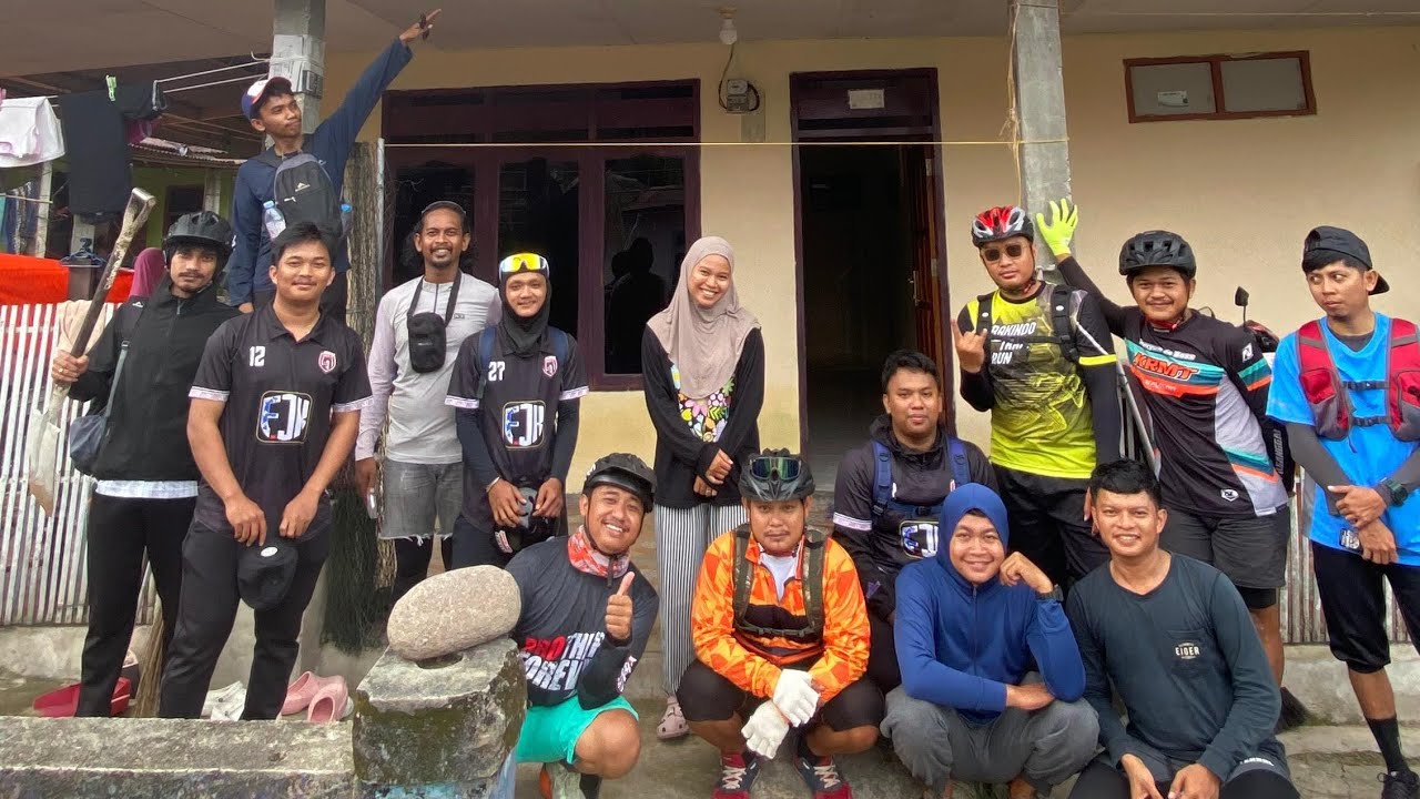  perjalanan 53 km. Sejauh ini, ini yang paling jauh.    #mtb #spesor #indonesia #enrekang #pinrang 