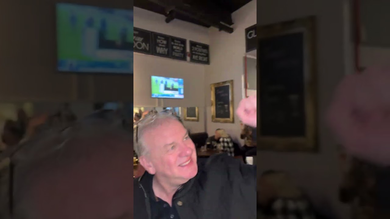 Gerry cinnamon karaoke wee Ricky in Glasgows 26 hope street