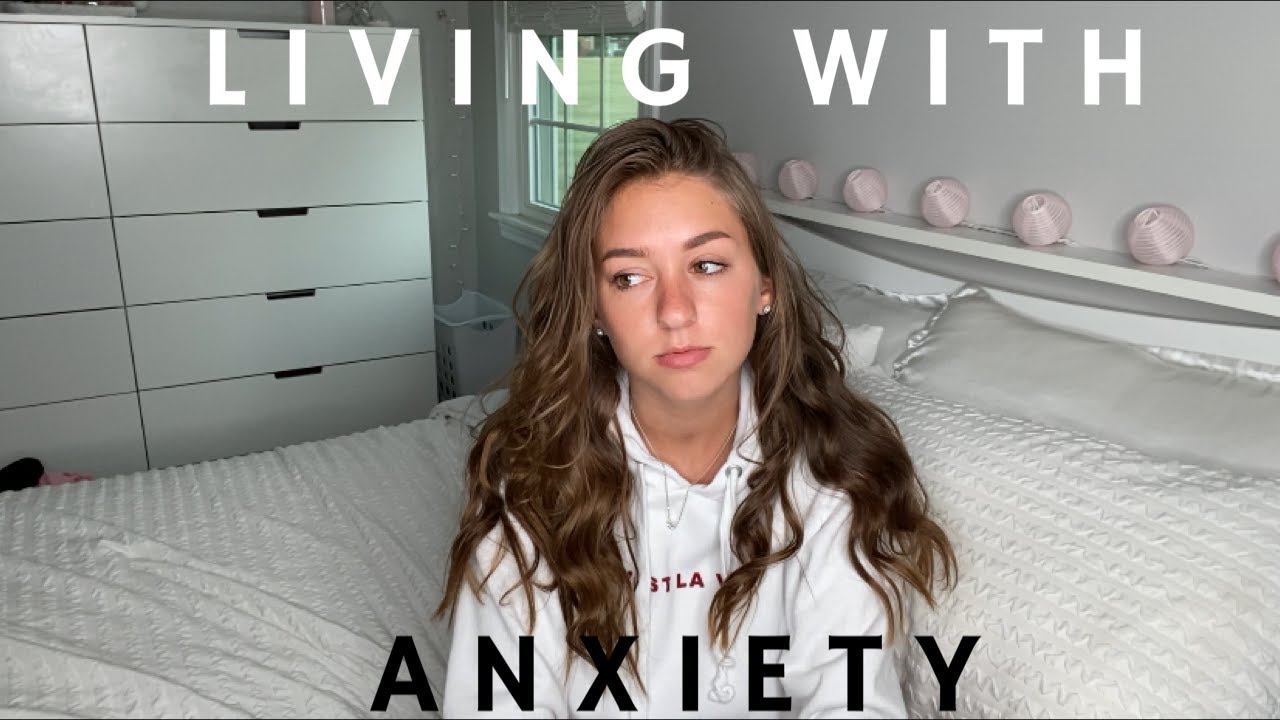Health Anxiety || my story, my symptoms, + how to cope!