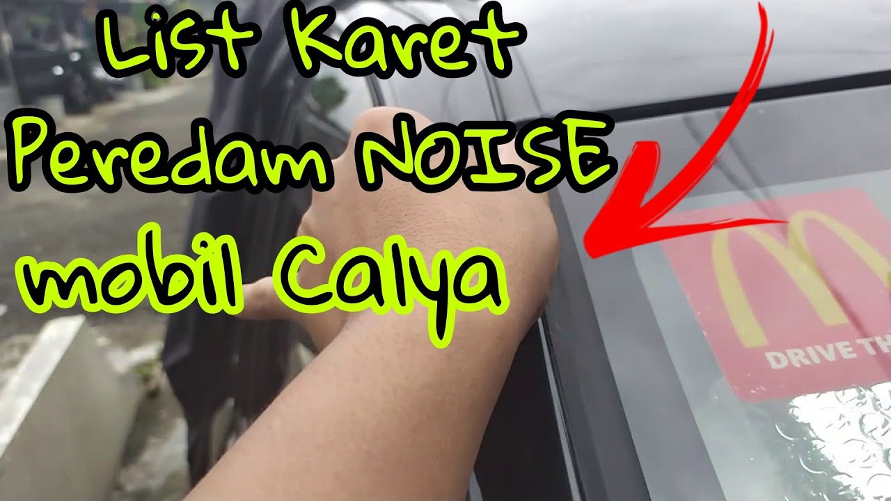 Pasang list karet kaca bagian depan pada mobil Calya