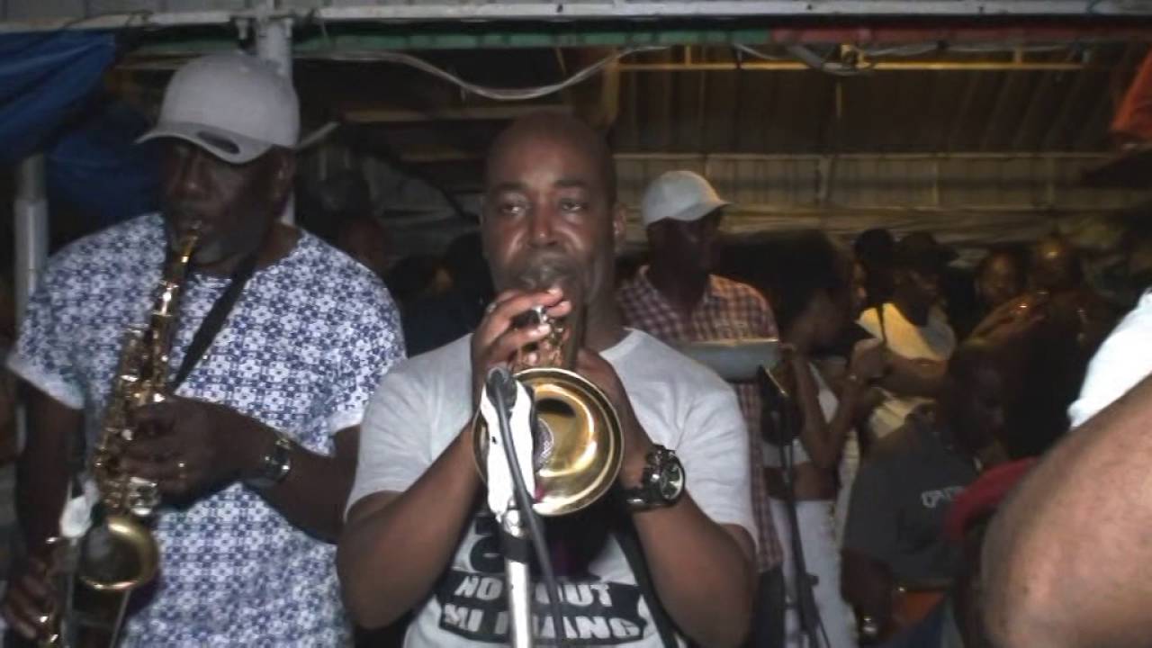 corona  band live dec 2015/jan 2016
