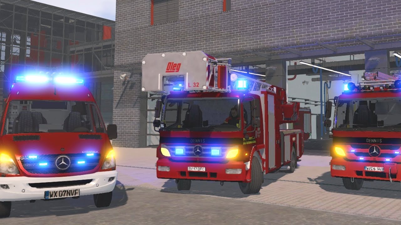 Emergency Call 112 - West Midlands Fast Responders! 4K