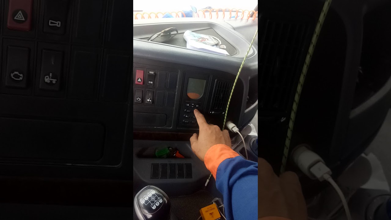 hôm nay mình sẽ giới thiệu sơ bộ về xe bồn howo máy 380 ga điện.ae ủng hộ đky nhé.