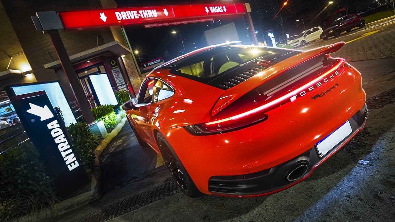 FUI NO DRIVE THRU COM A PORSCHE CARRERA