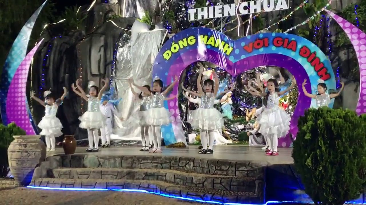 Tiếng hát Thiên Thần - Canh thức Giáng Sinh