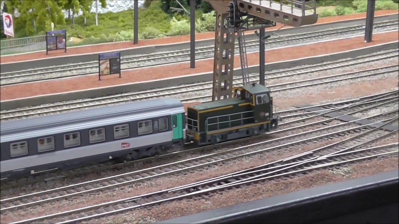 Préparation d'un train voyageur