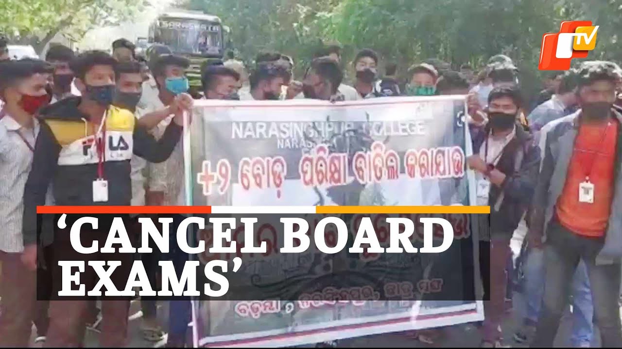 Plus 2 Board Exams: Cancellation Demands Intensify, College Students Stage Roadblock | OTV News