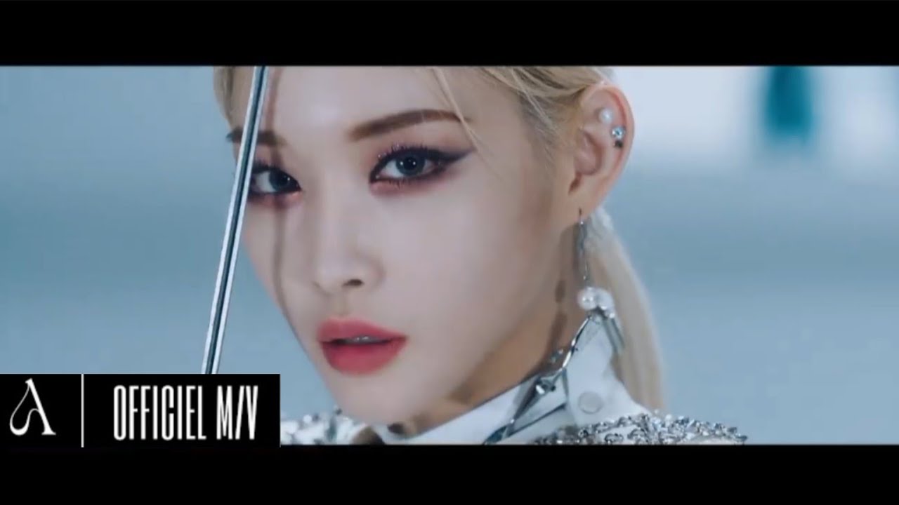 SOYONG '괜찮은' ( OKAY ) OFFICIEL M/V