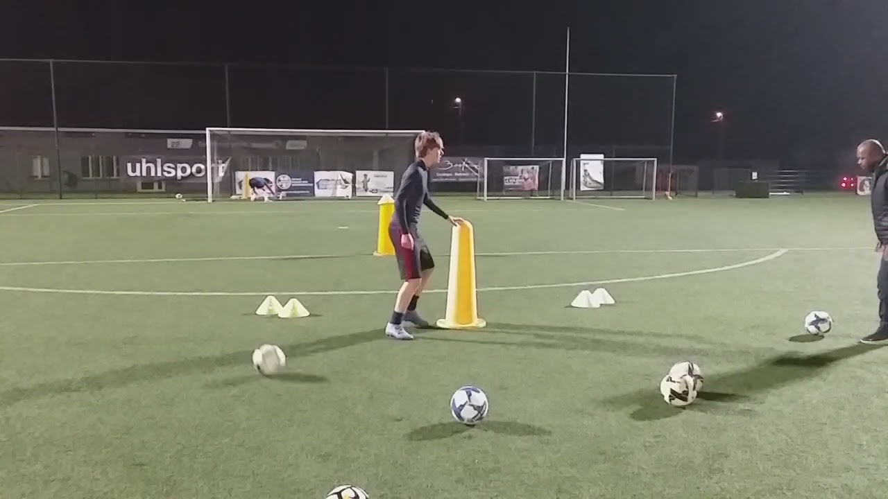 ROBIN MENDRIK U19 FC GENAPPE SEANCE SPECIFIQUE DE FINITIONS 2 A LA D.F.A 