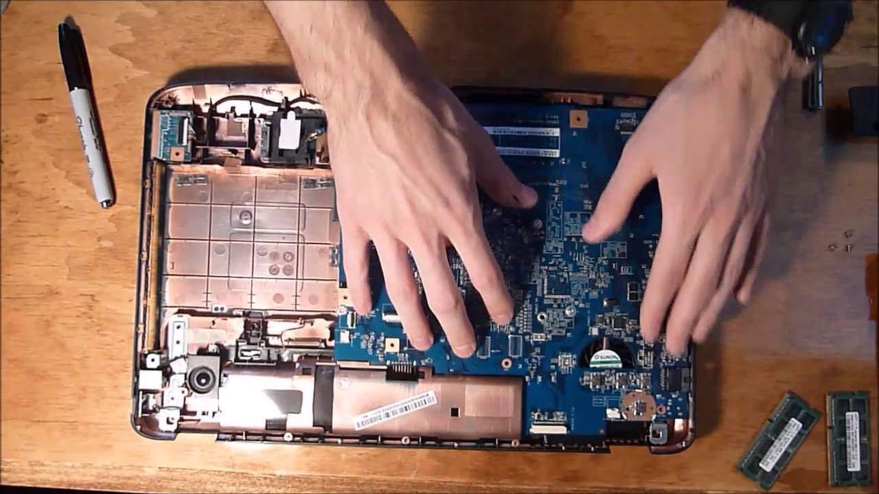 acer aspire 5740-5513 inside disassembled