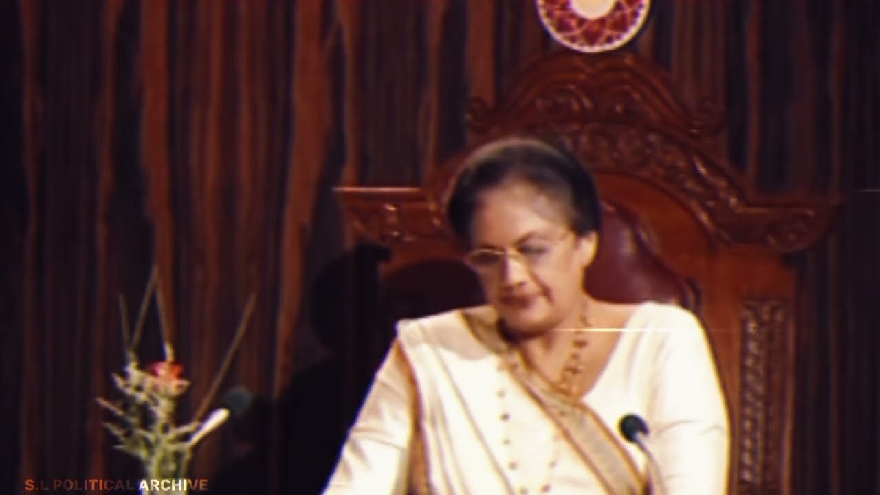 President Chandrika Bandaranaike Kumaratunga addresses the Parliament in 2000. #chandrika #politics