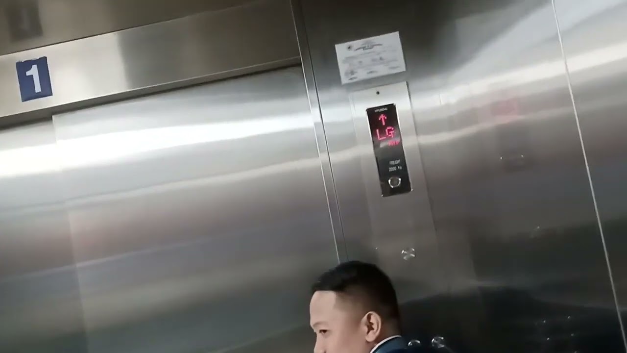 Hyundai Elevator In SM City North Edsa Annex Parking