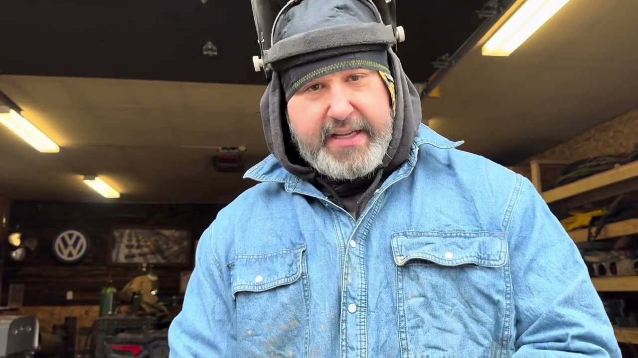 Welding Wednesday Put a root with me. Using a Lincoln 400x pipe