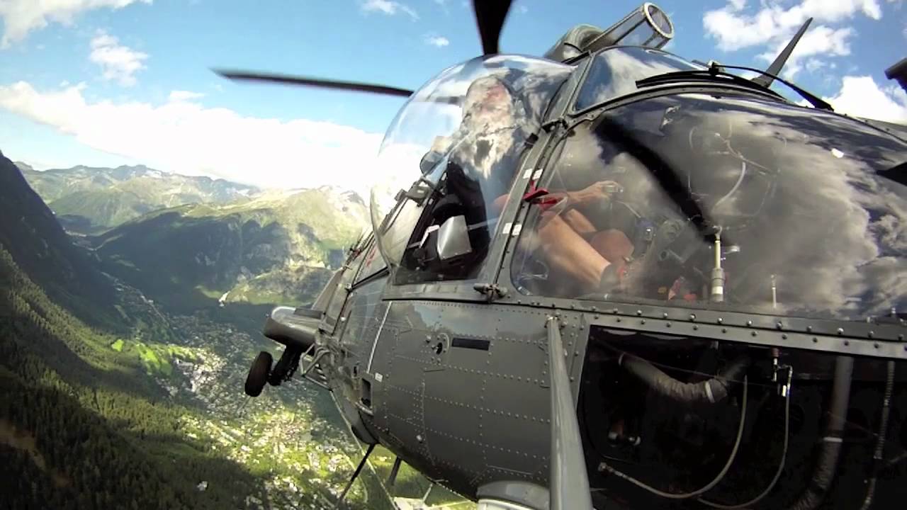 Super Puma AS332 C1 Eagle helicopters - Hubschrauber Lifting