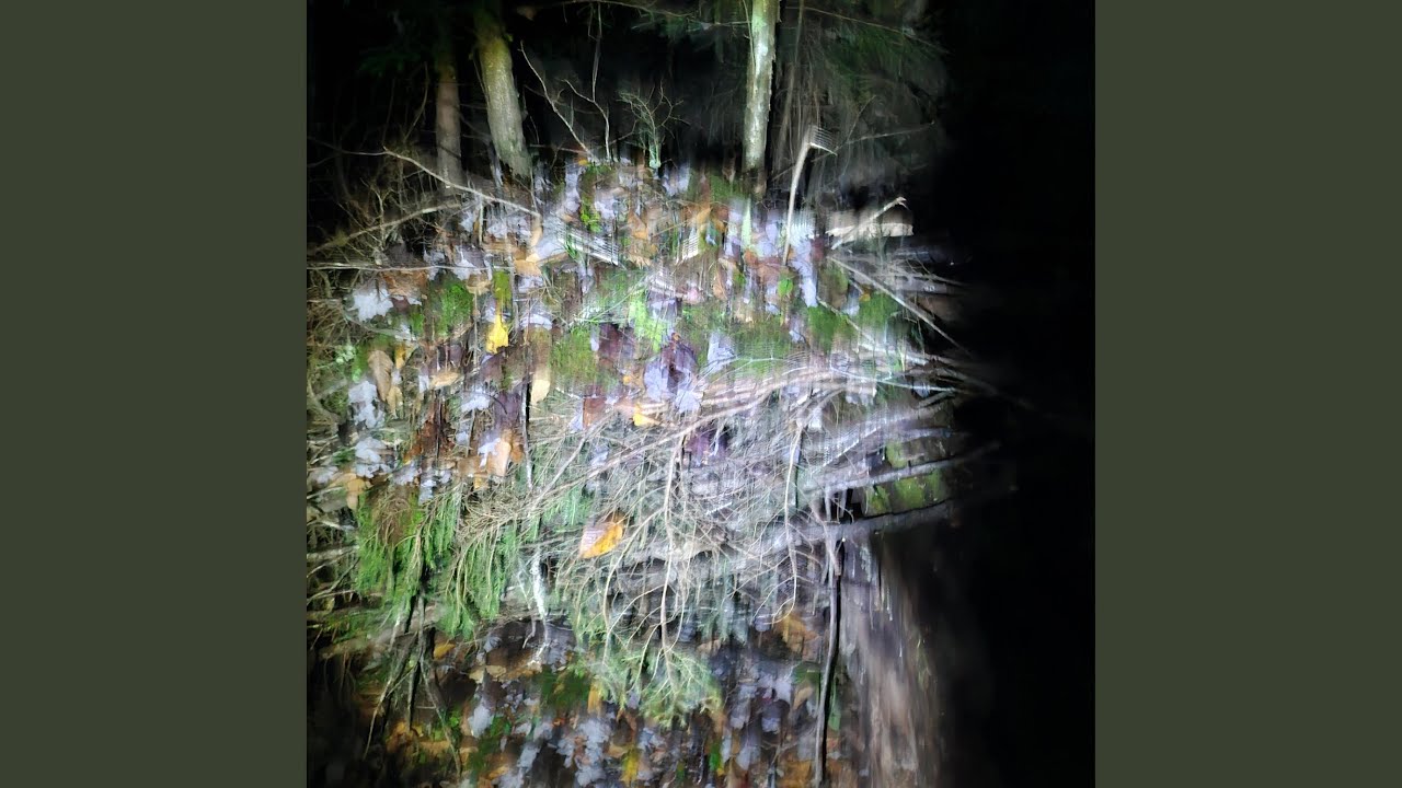 A CRACK IS FORMING, SOMEONE HELP