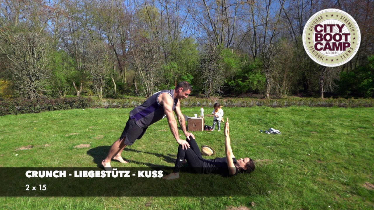 CityBootCamp - Outdoor Training - PartnerFit - CRUNCH - LIEGEST&Uuml;TZ - KUSS #CityBootCamp&nbsp;#panomago