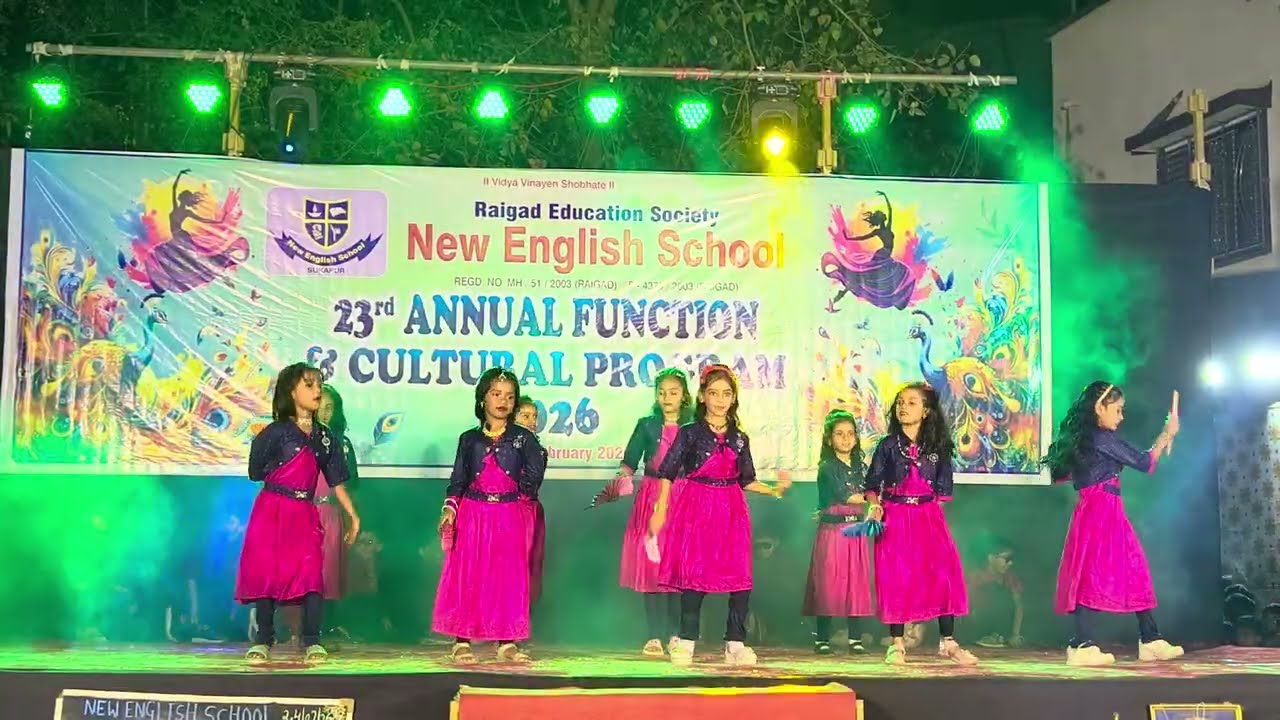 Little Stars Retro Dance | 2nd Std Performance ✨