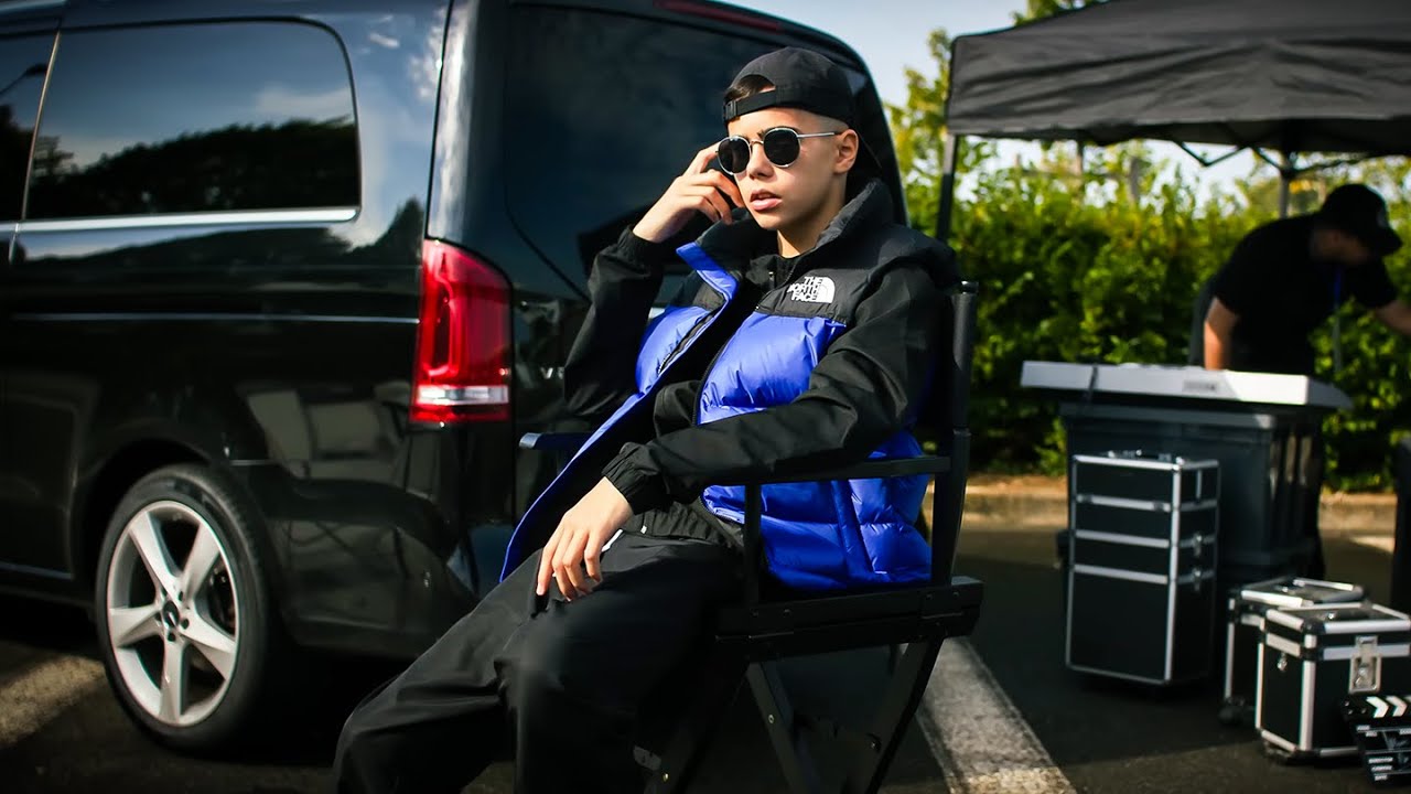 MANNS - 🎭 ​PAR ICI (Clip Officiel)