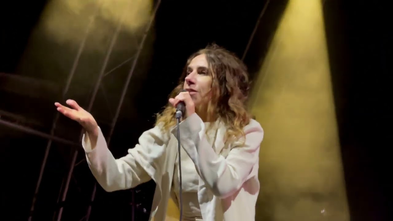 PJ Harvey - 