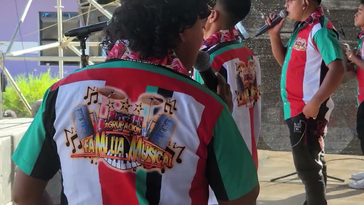 A 40 Grados con familia musical 🎶 