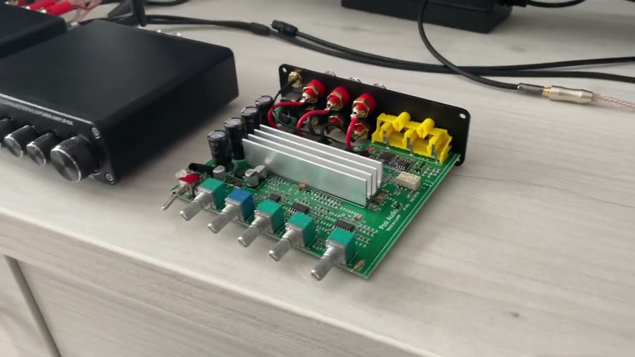 Chińskie wzmacniacze Fosi Audio BT20A i BT30D :) Stare kolumny mogą zn&oacute;w dobrze zabrzmieć!