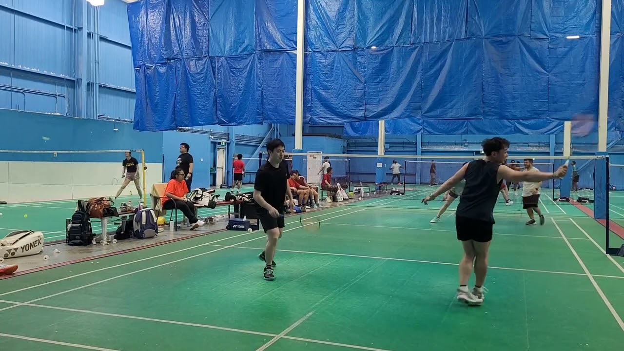 Minh/Sebastian vs Vicka/Mike