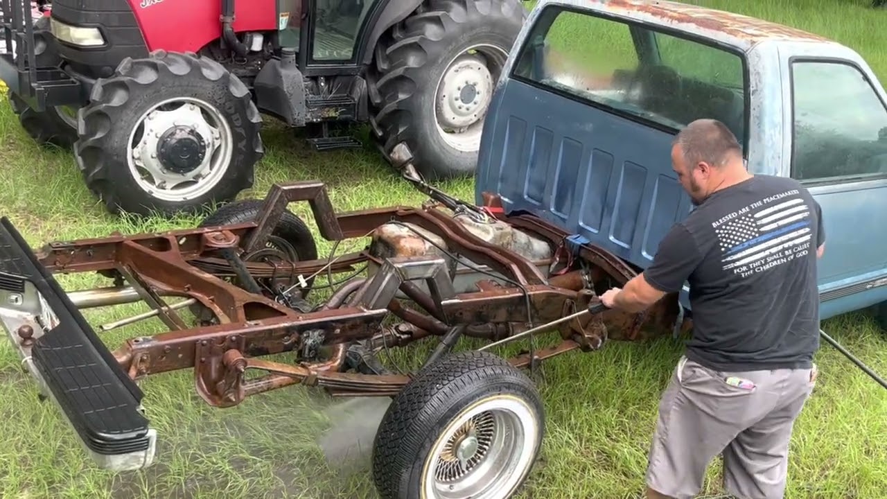 Bagging an 88-98 Chevy Silverado 1500 with NFamus 3 link and Front kit….part 1