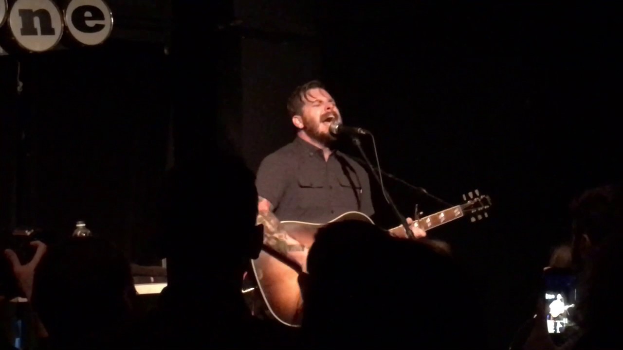 Dustin Kensrue - The Artist in the Ambulance (Acoustic and Live)