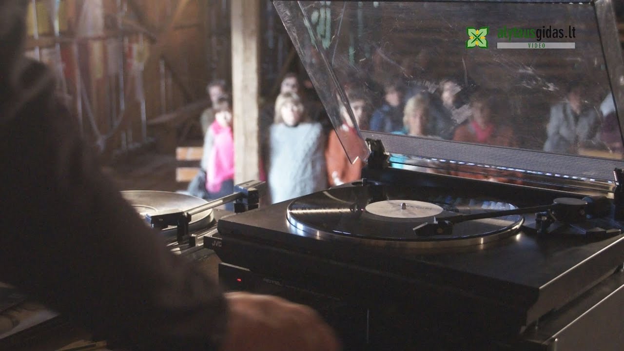 Vinilinių plokštelių skambesys sugrąžino į praeitį