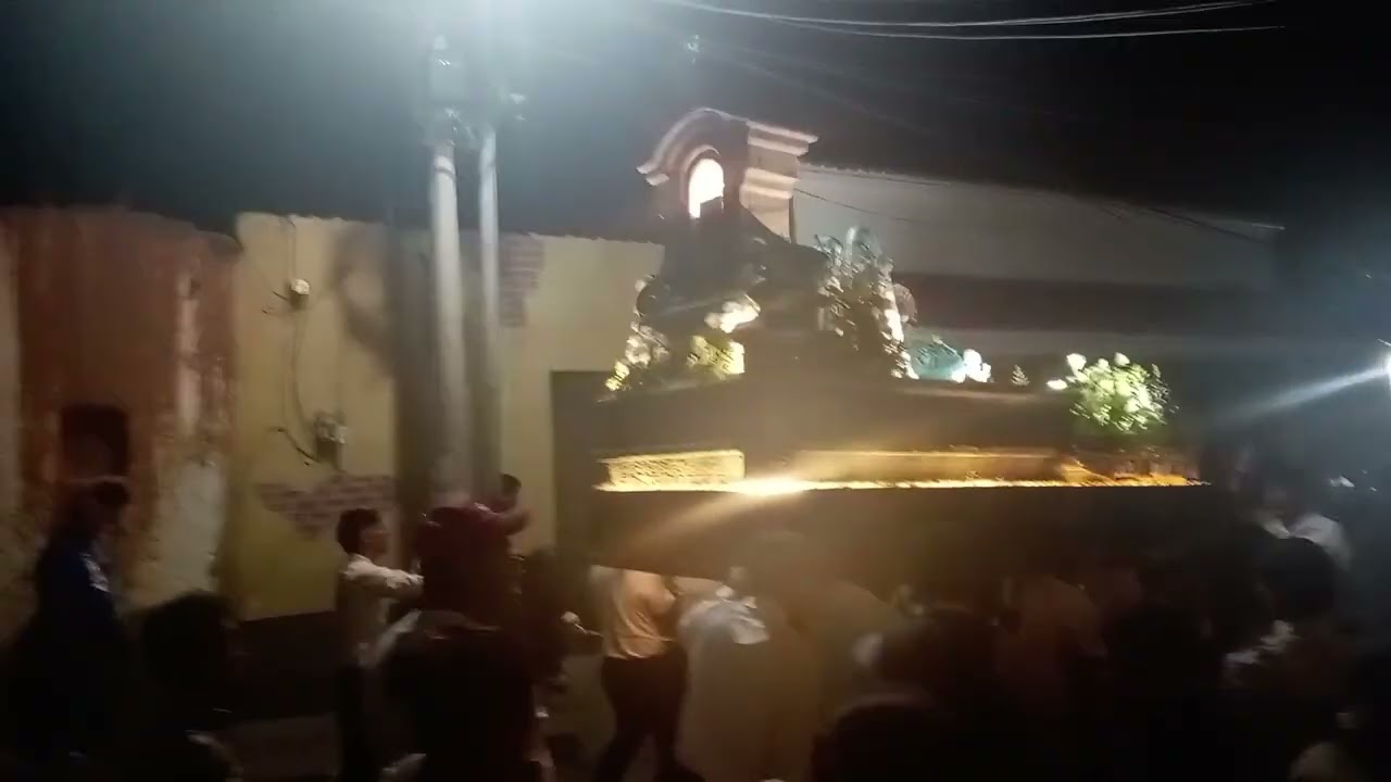 Cumbia Jalapaneca en el tradicional rezado de reyes o de la sagrada familia de Nazaret 